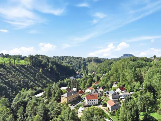 Einfamilienhaus zum Kauf als Kapitalanlage geeignet 298.500 € 8 Zimmer 187,3 m² 1.100 m² Grundstück Porschdorf Bad Schandau 01814
