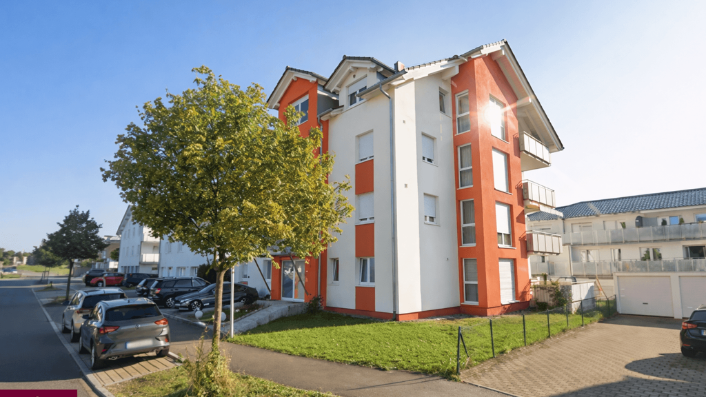 Mehrfamilienhaus zum Kauf als Kapitalanlage geeignet 1.800.000 € 19 Zimmer 719,2 m² 599 m² Grundstück Trossingen 78647