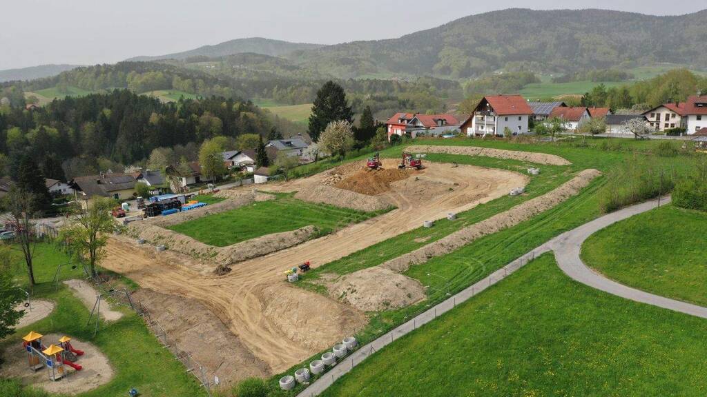 Grundstück zum Kauf provisionsfrei 150.250 € 601 m² Grundstück frei ab sofort Jägerhölzlstraße Lalling 94551