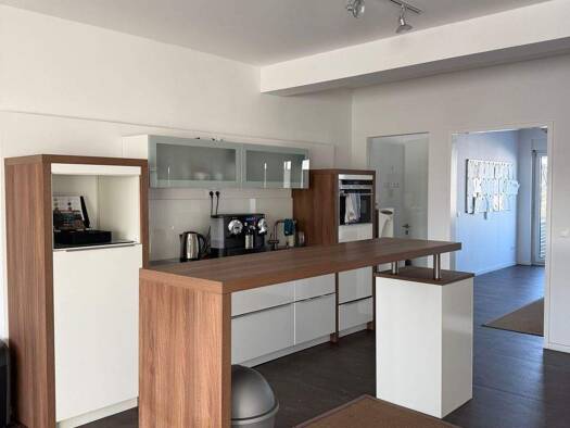 Bürofläche zur Miete provisionsfrei 11 € 5 Zimmer 452 m² Bürofläche teilbar von 55 m² bis 291 m² Zirndorf 90513