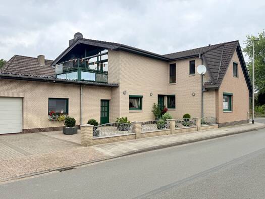 Mehrfamilienhaus zum Kauf 639.000 € 233 m² 659 m² Grundstück Stickgras/Annenriede Delmenhorst 27751