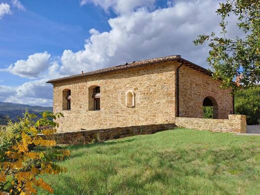 Einfamilienhaus zum Kauf 1.450.000 € 6 Zimmer 315 m² 10.000 m² Grundstück frei ab sofort Via Comunale di Fontisterni Pelago 50060