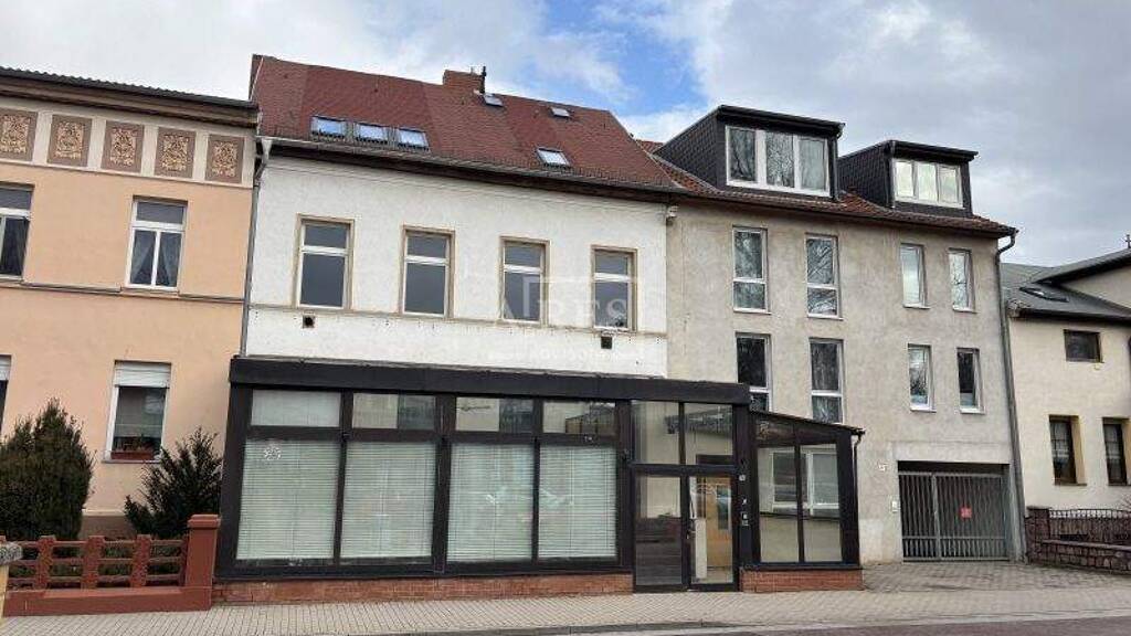 Mehrfamilienhaus zum Kauf als Kapitalanlage geeignet 30.000 € 225,1 m² 767 m² Grundstück Köthen 06366