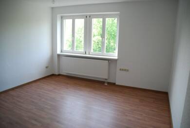 Wohnung zur Miete 720 € 2 Zimmer 58,7 m² Geschoss 4/4 Altstadt Würzburg 97072
