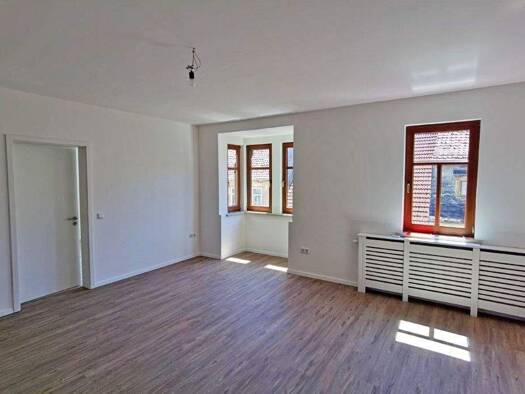 Wohnung zur Miete 750 € 4 Zimmer 115 m² frei ab sofort Hildburghausen 98646