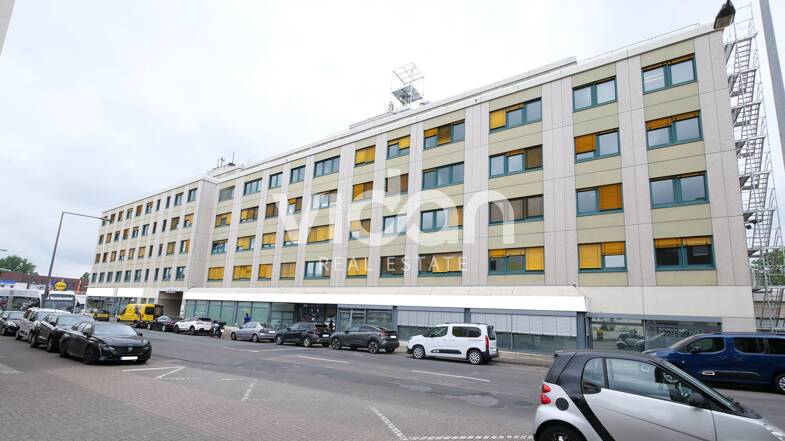 Bürofläche zur Miete 10 € 1.842 m² Bürofläche teilbar ab 376 m² Müngersdorf Köln 50933