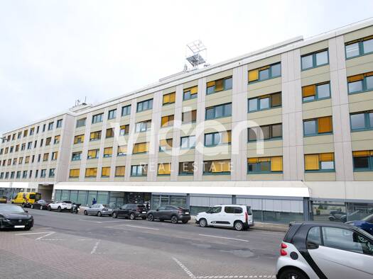 Bürofläche zur Miete 10 € 1.842 m² Bürofläche teilbar ab 376 m² Müngersdorf Köln 50933
