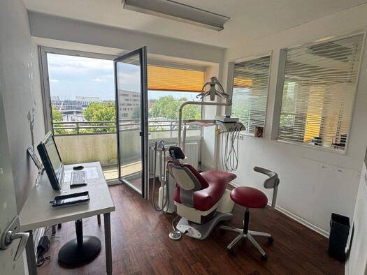Praxis zur Miete provisionsfrei 4,5 Zimmer 75 m² Bürofläche Vegesack Nord 28757