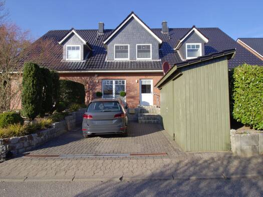 Einfamilienhaus zum Kauf 378.000 € 5 Zimmer 135 m² 196 m² Grundstück Itzehoe 25524