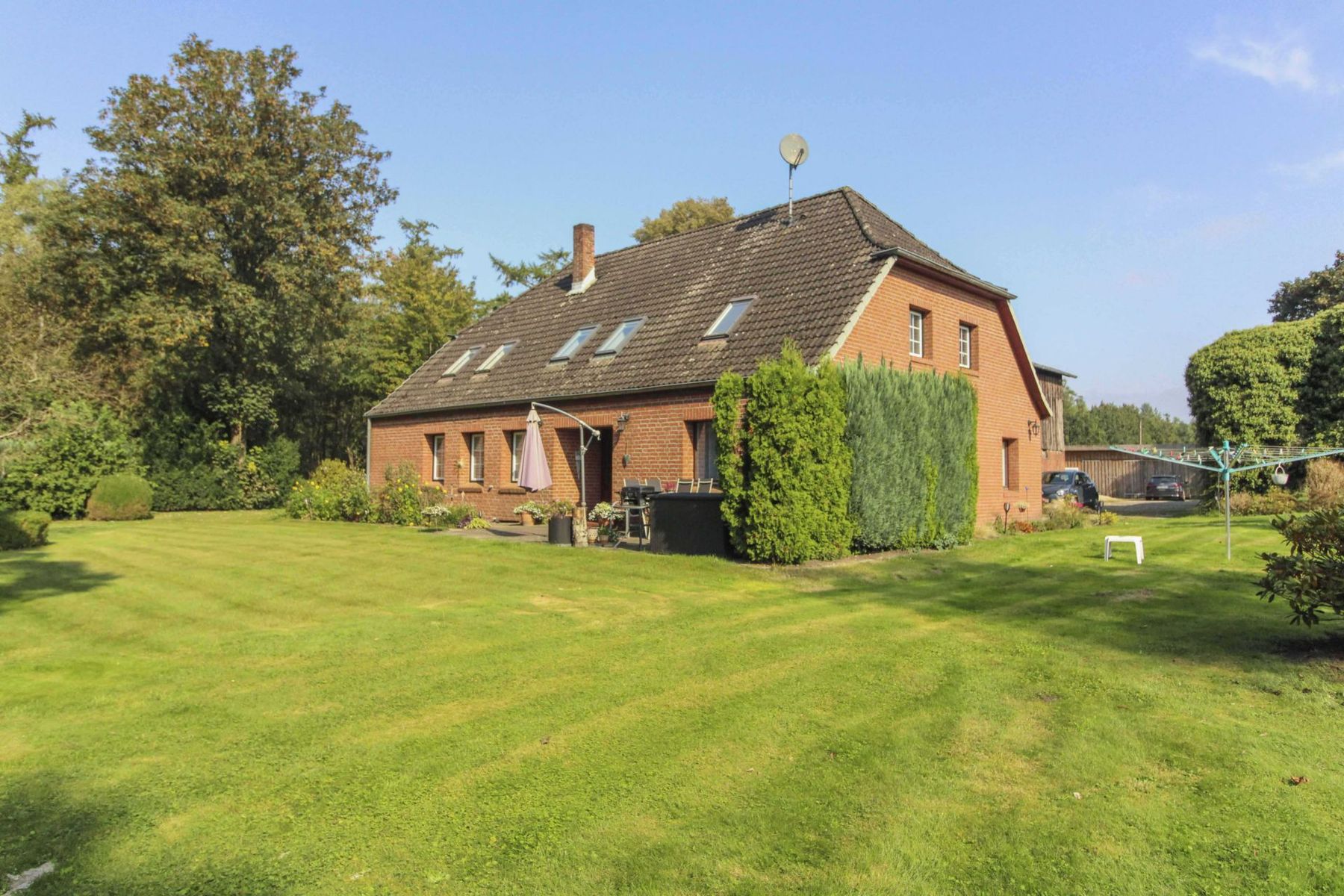 Immobilie zum Kauf als Kapitalanlage geeignet 495.000 € 8 Zimmer 253,8 m²<br/>Fläche 13.263,2 m²<br/>Grundstück Heidmoor 24632