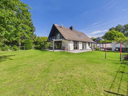 Einfamilienhaus zum Kauf 599.000 € 6 Zimmer 200 m² 942 m² Grundstück Siebethsburg Wilhelmshaven 26386