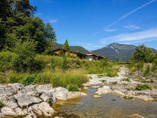 Villa zum Kauf 1.250.000 € 6 Zimmer 200 m² 1.100 m² Grundstück Unterwössen 83246