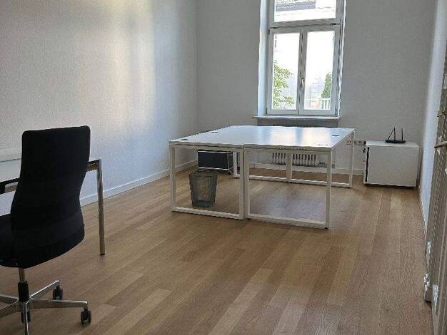 Bürofläche zur Miete provisionsfrei 900 € 32 m² Bürofläche Georgenstraße Maxvorstadt München 80799