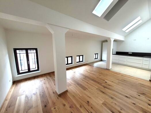 Wohnung zur Miete 865 € 2 Zimmer 72 m² 4. Geschoss Beesener Straße 260 Innenstadt Halle 06110