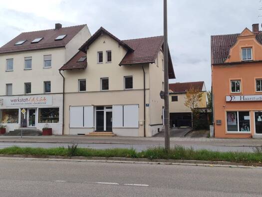 Wohnung zur Miete 350 € 6 Zimmer 11 m² Geschoss -5/2 frei ab 01.01.2026 Donaustaufer Straße 28 Reinhausen Regensburg 93059