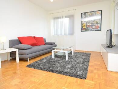 Wohnung zur Miete Wohnen auf Zeit 1.490 € 2 Zimmer 70 m² frei ab sofort Mainz 55129