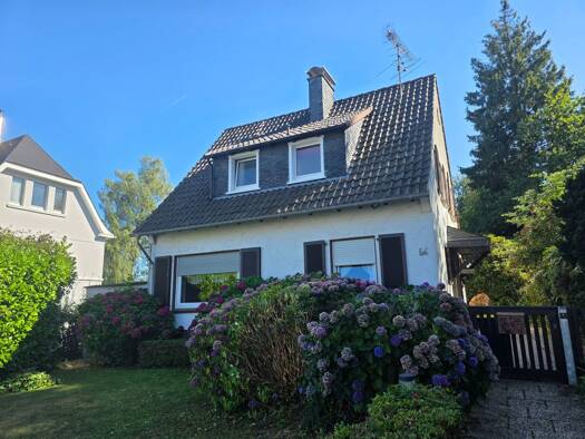 Einfamilienhaus zum Kauf 455.000 € 3,5 Zimmer 130 m² 600 m² Grundstück frei ab 01.10.2026 Kuchhauser Straße 56 Cronenberg Cronenberg 42349
