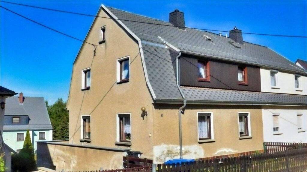 Doppelhaushälfte zum Kauf provisionsfrei 68.000 € 4 Zimmer 108 m² 470 m² Grundstück Niederlungwitz Glauchau 08371