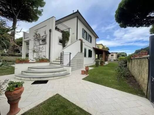 Einfamilienhaus zum Kauf 1.350.000 € 10 Zimmer 300 m² 300 m² Grundstück Cecina 0001