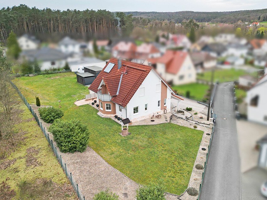 Einfamilienhaus zum Kauf 560.000 € 4,5 Zimmer 141 m²<br/>Wohnfläche 1.760 m²<br/>Grundstück Köttmannsdorf Köttmannsdorf 96114