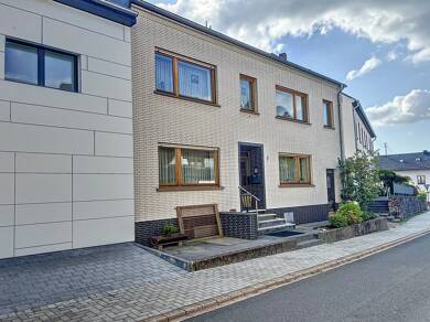 Einfamilienhaus zum Kauf 198.000 € 180 m² 357 m² Grundstück Taben-Rodt 54441