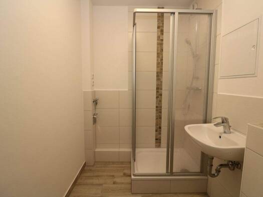 Wohnung zur Miete 369 € 2 Zimmer 53,9 m² 5. Geschoss Paul-Müller-Straße 16 Freiberg 09599