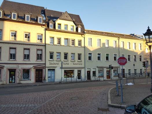 Wohnung zur Miete 300 € 2 Zimmer 75,6 m² 1. Geschoss frei ab sofort Markt 7 Waldenburg Waldenburg 08396