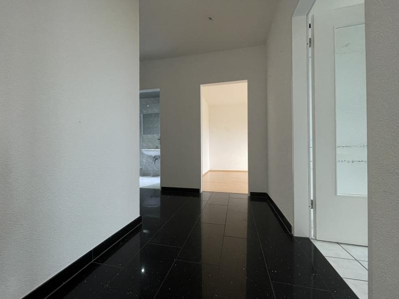 Wohnung zum Kauf 238.000 € 2 Zimmer 63 m²<br/>Wohnfläche 4.<br/>Geschoss Hemmingen (Württemberg) 71282