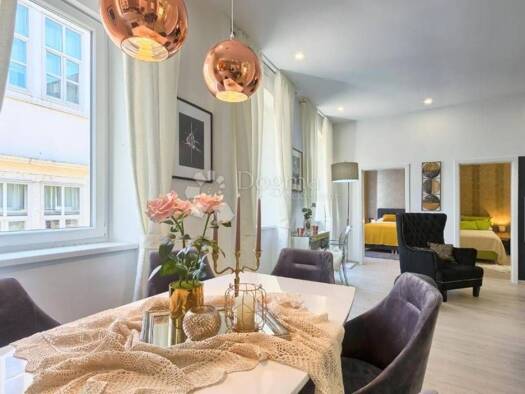 Haus zum Kauf 1.500.000 € 10 Zimmer 190 m² Centar, Pula Center