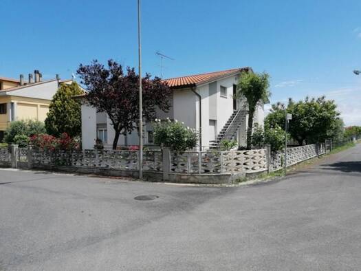 Einfamilienhaus zum Kauf 240.000 € 9 Zimmer 200 m² 1.130 m² Grundstück Mondolfo 61035