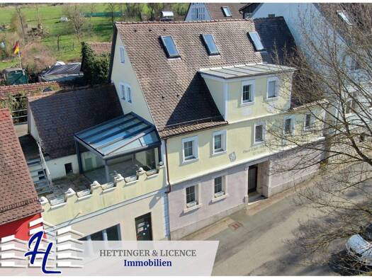 Reihenmittelhaus zum Kauf 169.000 € 7 Zimmer 157 m² 265 m² Grundstück Creglingen 97993