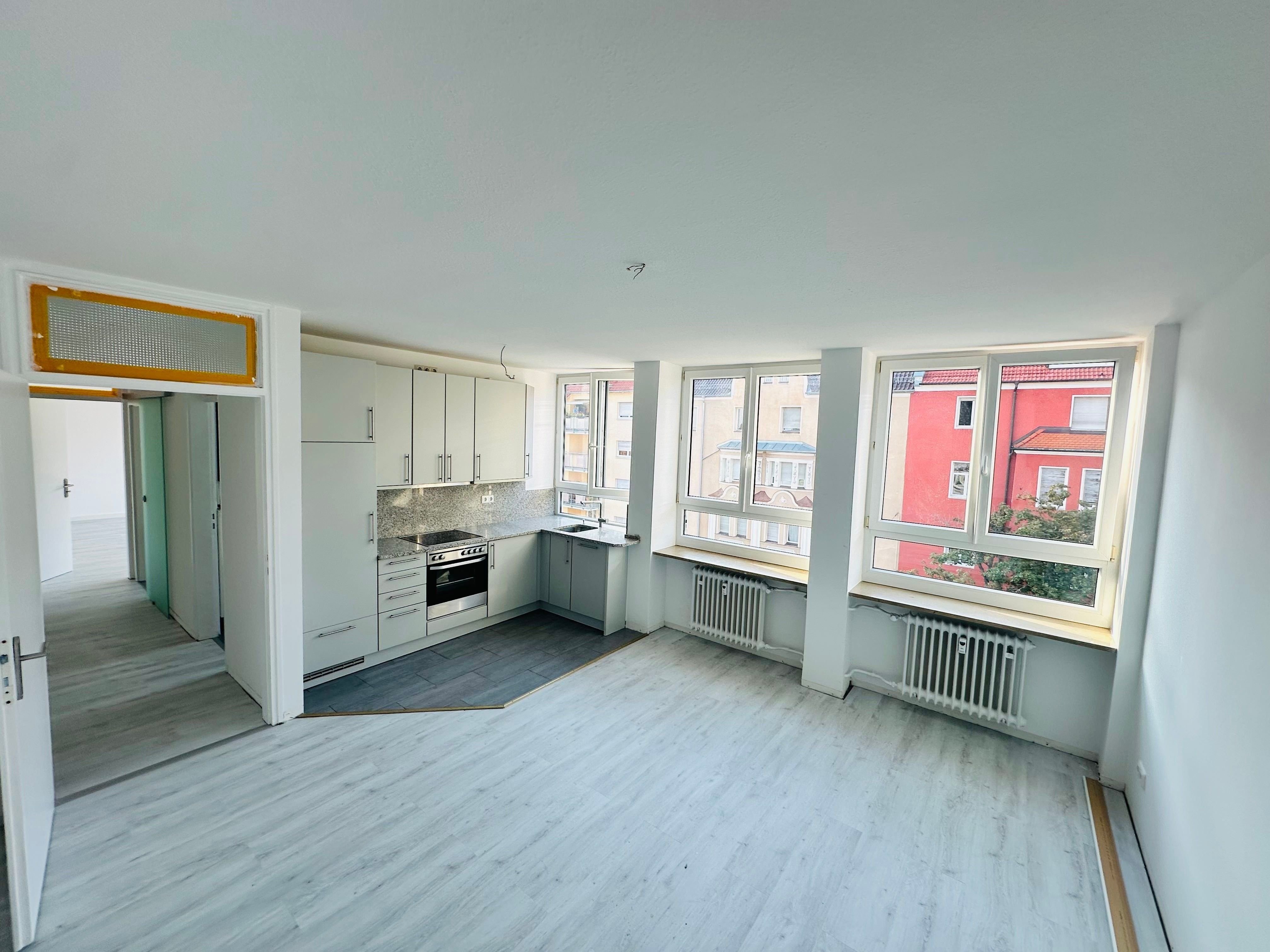 Wohnung zur Miete 1.320 € 3,5 Zimmer 110 m²<br/>Wohnfläche 4.<br/>Geschoss ab sofort<br/>Verfügbarkeit Körnerstraße 100 Steinbühl Nürnberg 90459