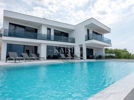 Haus zum Kauf 1.400.000 € 6 Zimmer 380 m² Crikvenica Crikvenica
