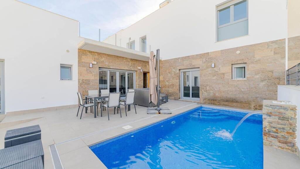 Doppelhaushälfte zum Kauf provisionsfrei 349.999 € 10 Zimmer 181 m² ALC JOAQUIN ALBERCA, 5 Daya Vieja 03177