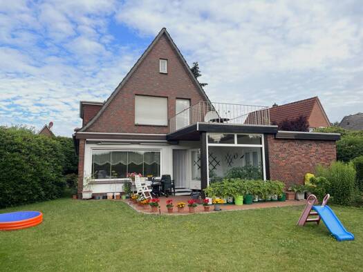 Einfamilienhaus zum Kauf 249.000 € 6 Zimmer 135 m² 866 m² Grundstück Westerstede Westerstede 26655