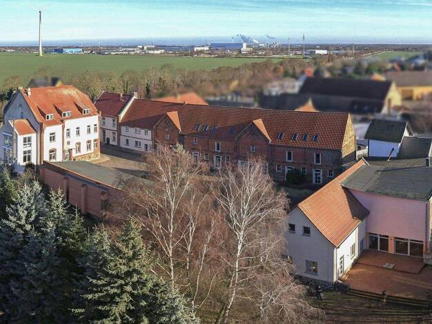 Gewerbeobjekt zum Kauf als Kapitalanlage geeignet 950.000 € 1.200 m² 8.500,3 m² Grundstück Großzöberitz Zörbig 06780