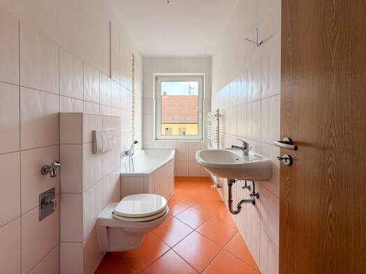 Wohnung zur Miete 460 € 3 Zimmer 65,2 m² 3. Geschoss Lindenstraße 22 Ostviertel Gera 07545