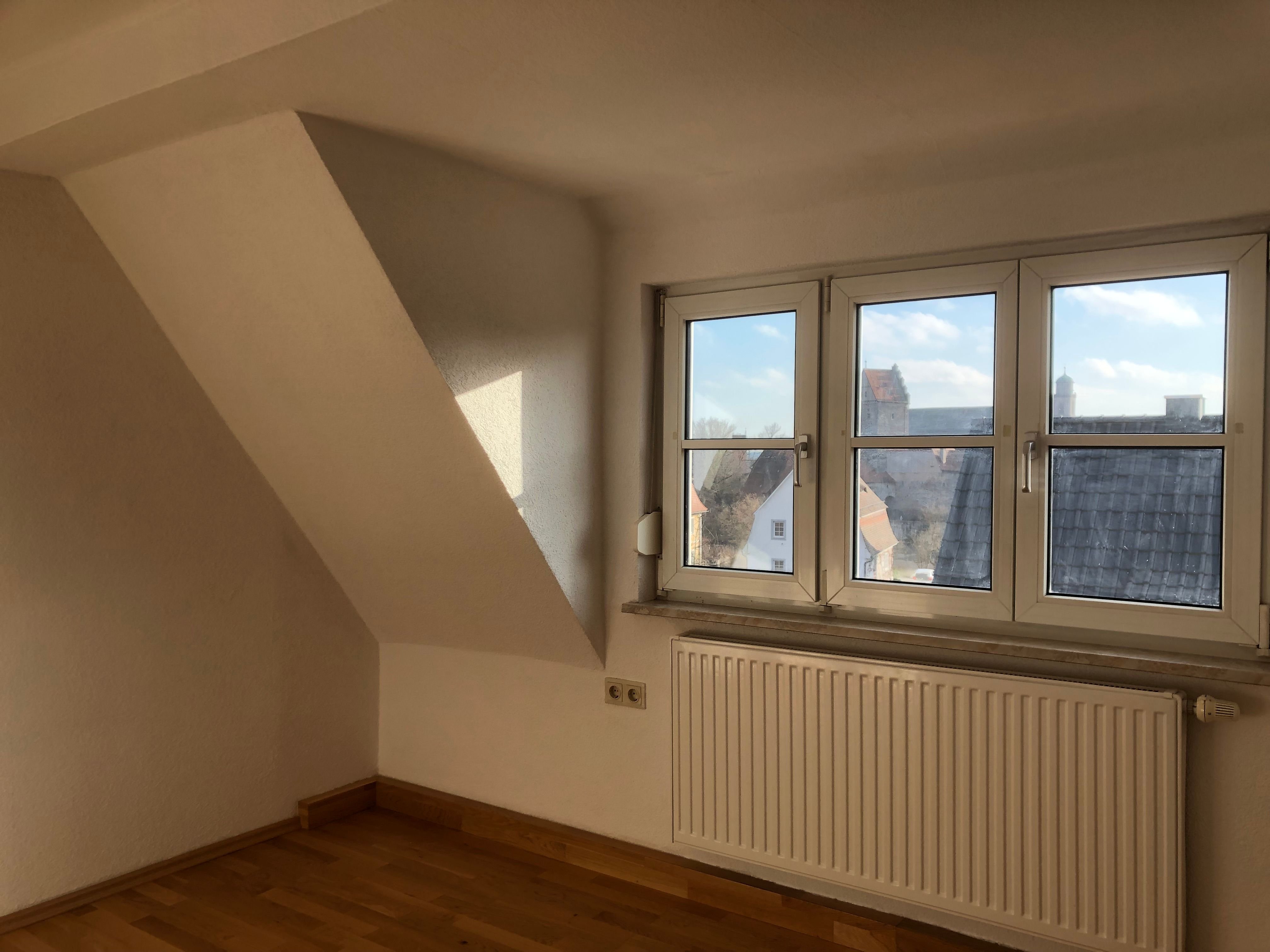 Wohnung zur Miete 450 € 2 Zimmer 45 m²<br/>Wohnfläche 2.<br/>Geschoss ab sofort<br/>Verfügbarkeit Dinkelsbühl Dinkelsbühl 91550