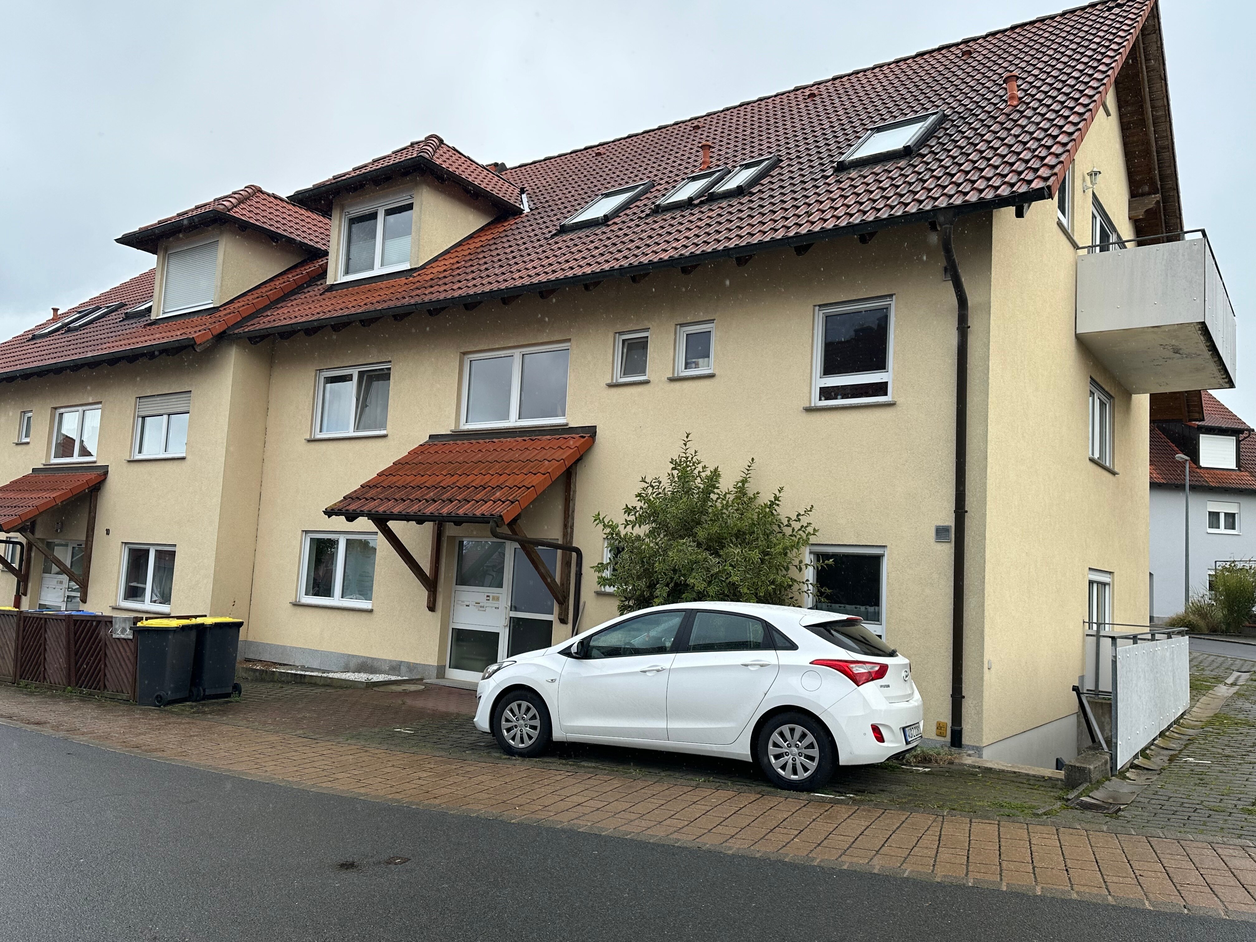 Mehrfamilienhaus zum Kauf provisionsfrei 675.000 € 324 m²<br/>Wohnfläche 425 m²<br/>Grundstück Giebelstadt Giebelstadt 97232