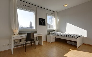 Wohnung zur Miete Wohnen auf Zeit 540 € 5 Zimmer 16 m² frei ab 20.01.2025 König-Karl-Straße 84 Cannstatt - Mitte Stuttgart 70372