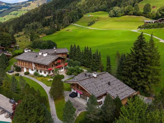 Haus zum Kauf 15 Zimmer 1.195 m² 3.770 m² Grundstück Aurach bei Kitzbühel 6371