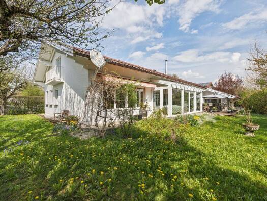 Einfamilienhaus zum Kauf 1.090.000 € 8 Zimmer 341,4 m² 1.117 m² Grundstück Hofanger Übersee 83236