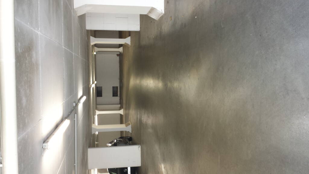 Tiefgaragenstellplatz zur Miete 38 € Lion-Feuchtwanger-Str. 23-27 Leipziger Str. Magdeburg 39120