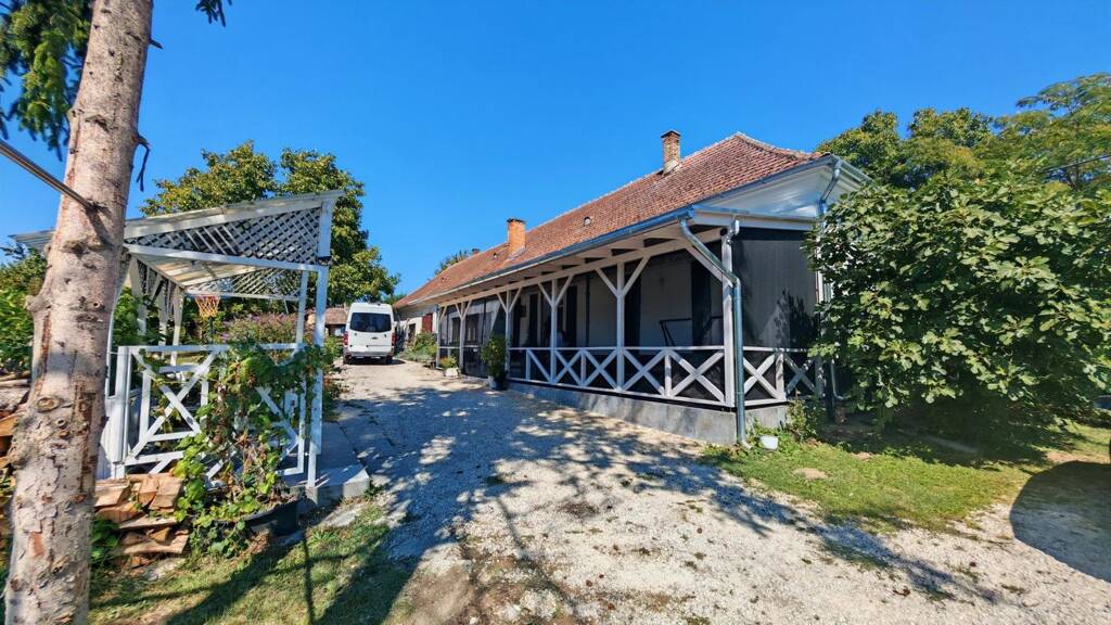 Einfamilienhaus zum Kauf 258.000 € 6 Zimmer 180 m² 25.800 m² Grundstück bei Somogyvár 8698