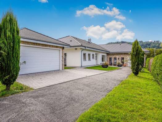 Bungalow zum Kauf 2.400.000 € 6 Zimmer 245 m² 2.616 m² Grundstück Lichtental Baden-Baden 76534