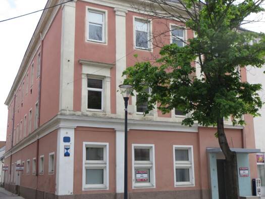 Haus zum Kauf 985.000 € Wiener Neustadt 2700