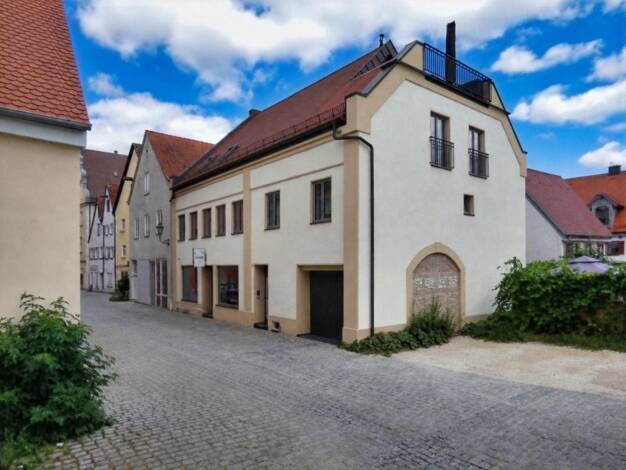 Einfamilienhaus zum Kauf 620.000 € 7 Zimmer 350 m² 189 m² Grundstück frei ab sofort Lauingen Lauingen (Donau) 89415