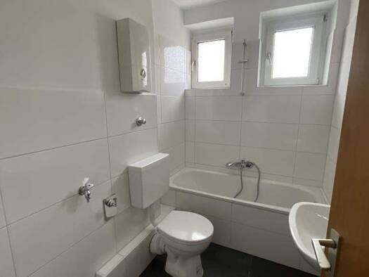 Wohnung zur Miete 349 € 2 Zimmer 48,2 m² 1. Geschoss Karlstraße 1 Geisecke Schwerte 58239