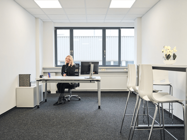 Bürofläche zur Miete - Erstbezug 569 € 27,6 m² Bürofläche teilbar ab 27,6 m² Carl-Zeiss-Straße 5 Fellbach Fellbach 70736