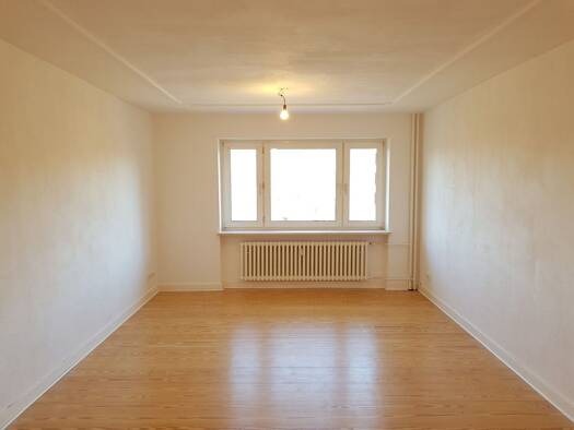 WG-Zimmer zur Miete 595 € 2 Zimmer 65,6 m² 3. Geschoss frei ab 01.05.2026 Masurenring 1 Neumühlen-Dietrichsdorf Kiel 24149